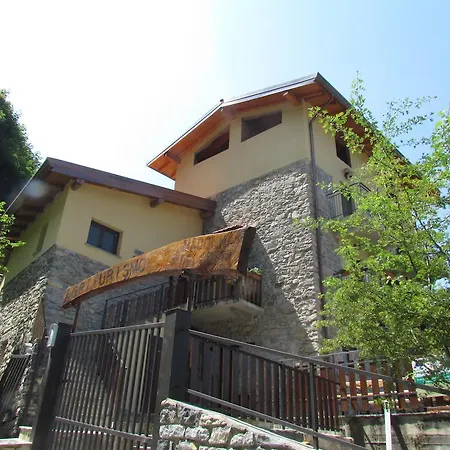 Madonna Dei Ceppi مزرعة للإقامة *
