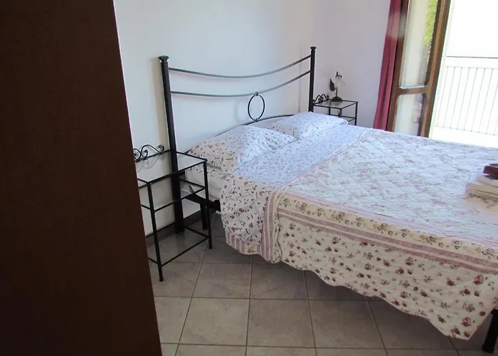 Madonna Dei Ceppi Лезено