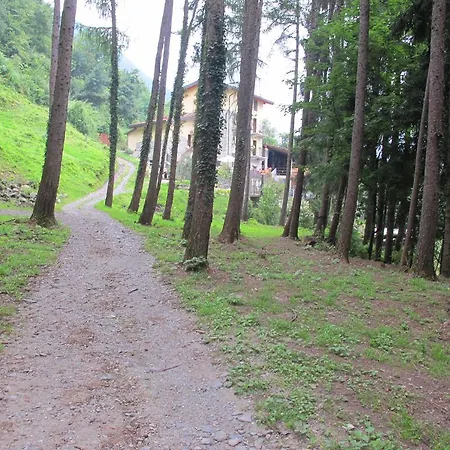 Farm stay Madonna Dei Ceppi Lezzeno