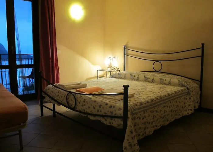 Madonna Dei Ceppi בית חווה לצנו