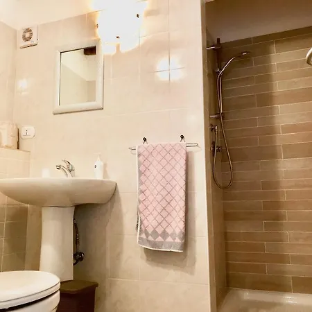 Madonna Dei Ceppi Lezzeno